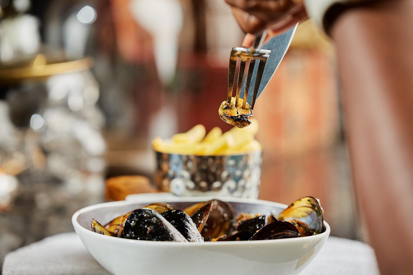 Fresh Mussels in White Wine Sauce